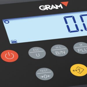 GRAM K3 displejs un tastatūra