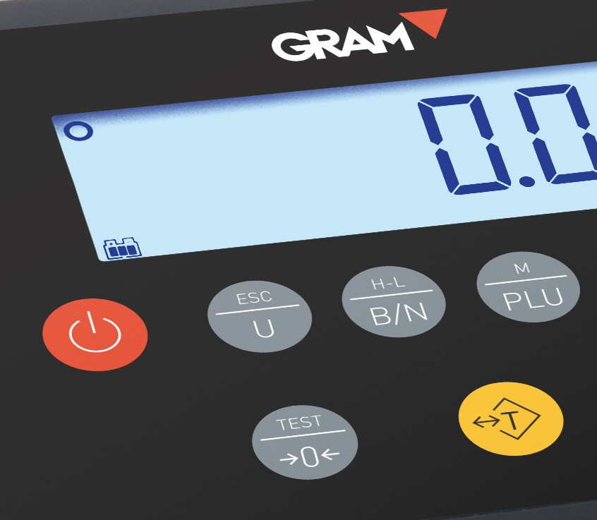 GRAM K3 displejs un tastatūra